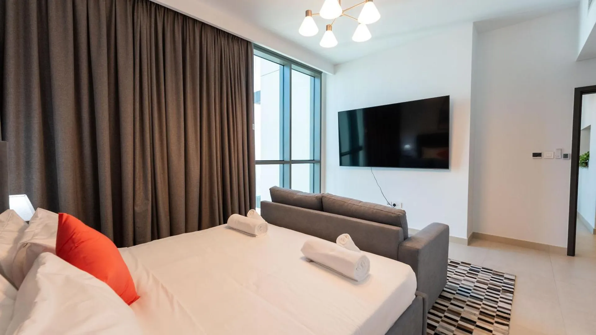 Skylight Two Bedroom Downton Views 1 Direct Access To Dubai Mall United Arab Emirates